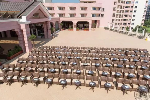 Viešbutis „DIT MAJESTIC BEACH RESORT“ (Saulėtasis krantas, Burgasas, Bulgarija)