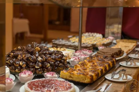 Viešbutis „DIT MAJESTIC BEACH RESORT“ (Saulėtasis krantas, Burgasas, Bulgarija)