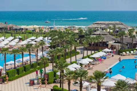 Viešbutis „DIT MAJESTIC BEACH RESORT“ (Saulėtasis krantas, Burgasas, Bulgarija)