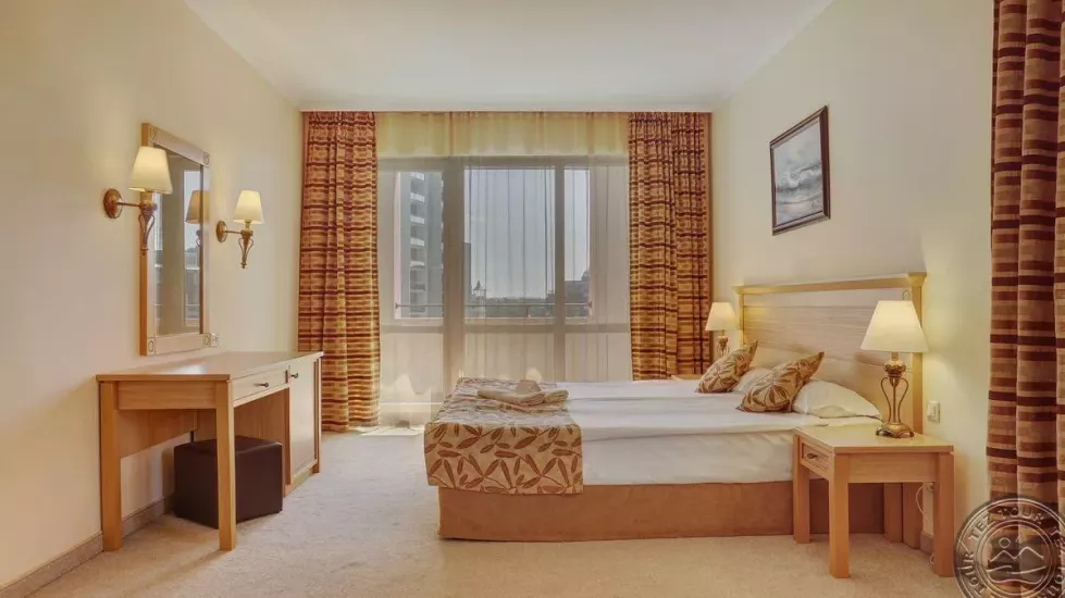 Viešbutis „DIT MAJESTIC BEACH RESORT“ (Saulėtasis krantas, Burgasas, Bulgarija)