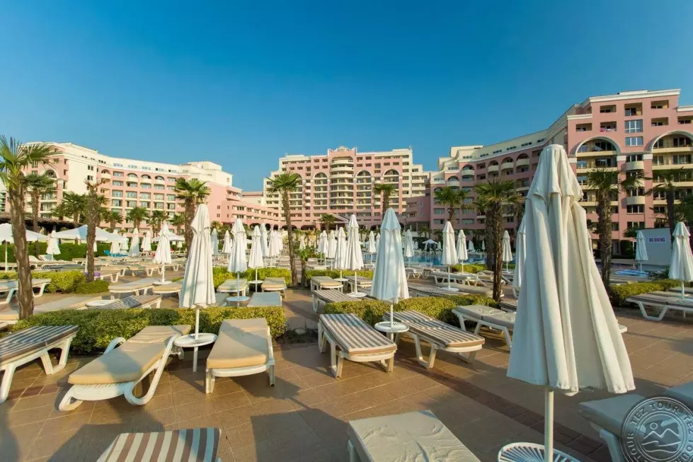 Viešbutis „DIT MAJESTIC BEACH RESORT“ (Saulėtasis krantas, Burgasas, Bulgarija)