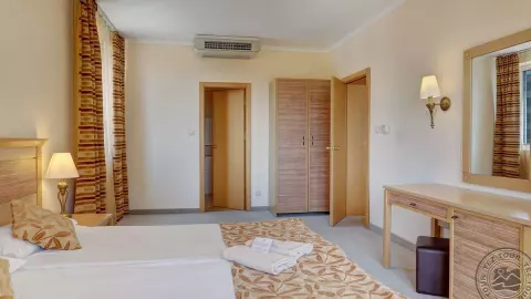 Viešbutis „DIT MAJESTIC BEACH RESORT“ (Saulėtasis krantas, Burgasas, Bulgarija)