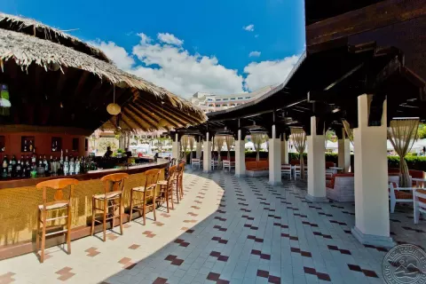 Viešbutis „DIT MAJESTIC BEACH RESORT“ (Saulėtasis krantas, Burgasas, Bulgarija)