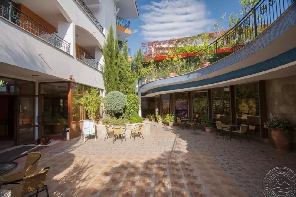 Viešbutis „KIPARISITE“ (Saulėtasis krantas, Burgasas, Bulgarija)