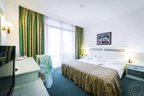 Viešbutis „HELENA PARK“ (Saulėtasis krantas, Burgasas, Bulgarija)