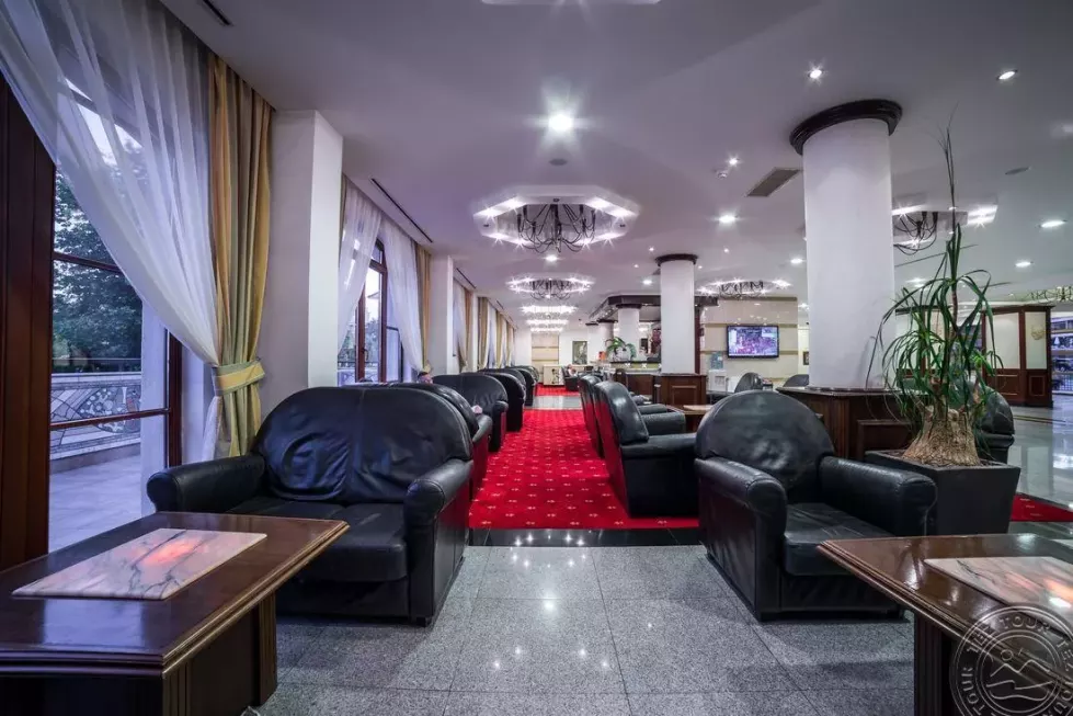 Viešbutis „HELENA PARK“ (Saulėtasis krantas, Burgasas, Bulgarija)