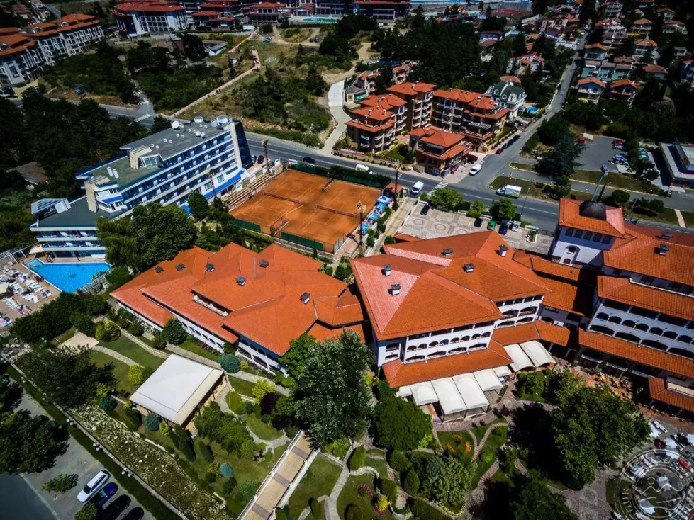 Viešbutis „HELENA PARK“ (Saulėtasis krantas, Burgasas, Bulgarija)