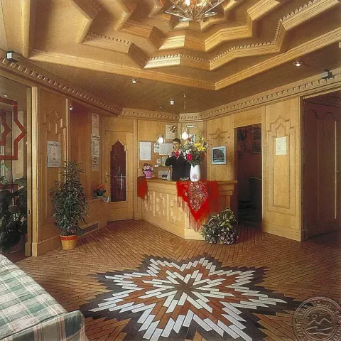 Viešbutis „LA PERLA HOTEL“
