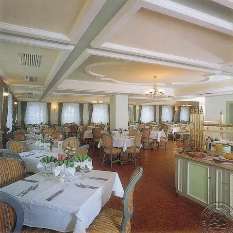 Viešbutis „LA PERLA HOTEL“