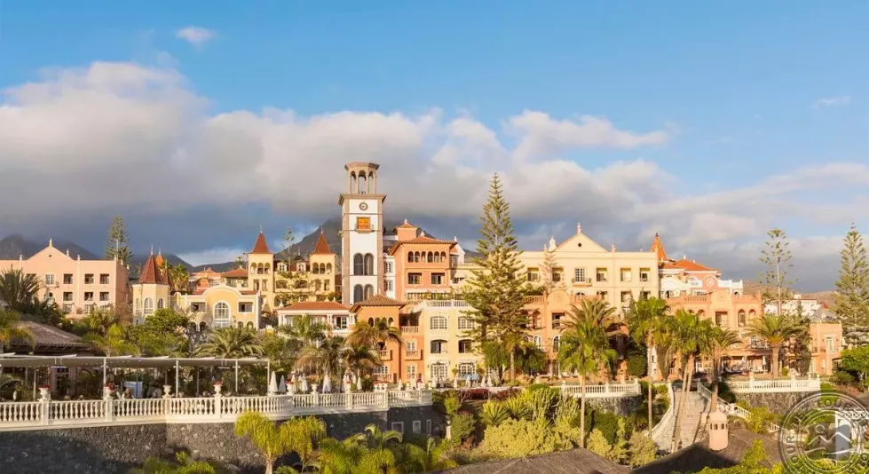 Viešbutis „BAHIA DEL DUQUE“ (Kosta adechė, Tenerifė, Ispanija)
