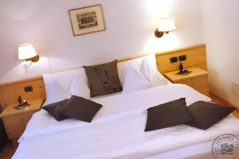 Viešbutis „SOMONT HOTEL“