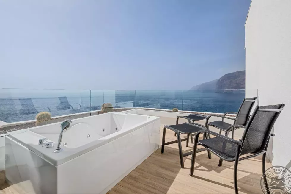 Viešbutis „BARCELO SANTIAGO“ (Los gigantes, Tenerifė, Ispanija)