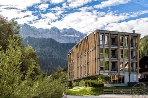 Viešbutis „EDENSELVA MOUNTAIN DESIGN HOTEL“
