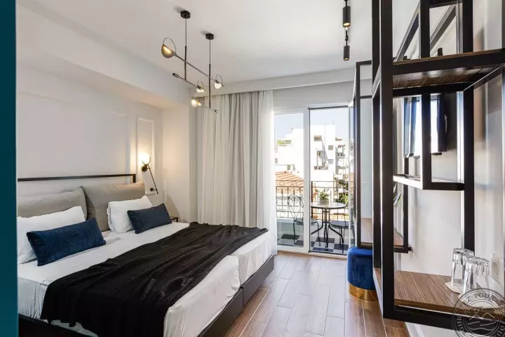 Viešbutis „JO AN PALACE“ (Retimnas, Kreta, Graikija)