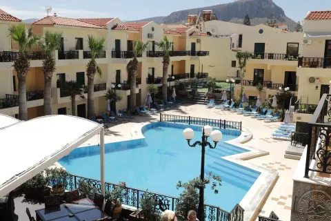 Viešbutis „DIOGENIS BLUE PALACE“ (Guves, Kreta, Graikija)