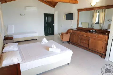 Viešbutis „DIOGENIS BLUE PALACE“ (Guves, Kreta, Graikija)