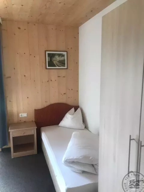 Viešbutis „FALKEN HORST LIENZ BED & ROOMS“