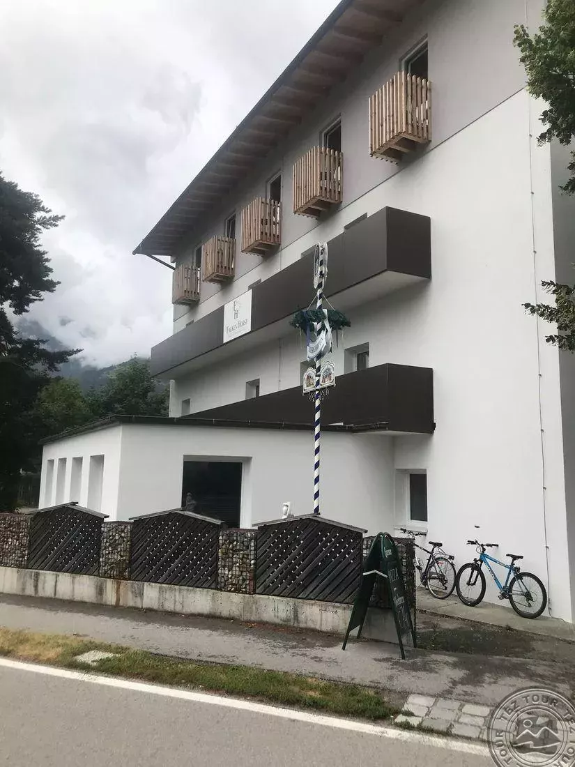 Viešbutis „FALKEN HORST LIENZ BED & ROOMS“