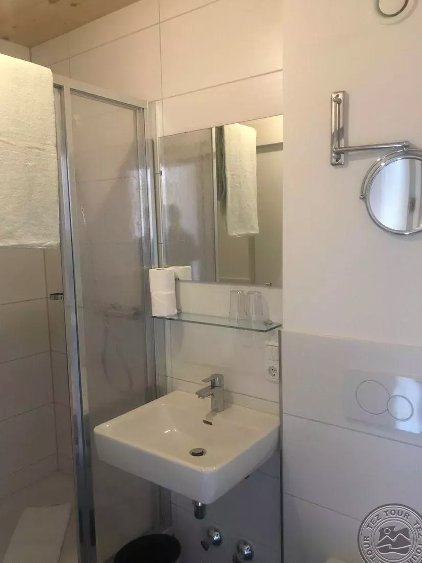 Viešbutis „FALKEN HORST LIENZ BED & ROOMS“