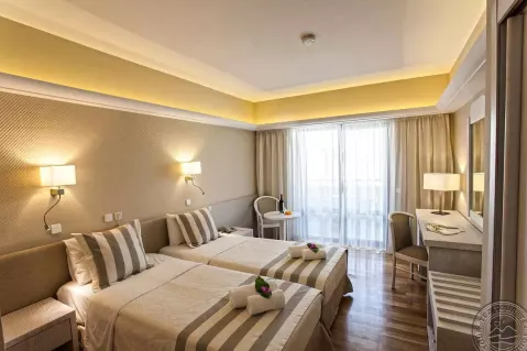 Viešbutis „PEARL BEACH (EX. SENTIDO PEARL BEACH)“ (Retimnas, Kreta, Graikija)