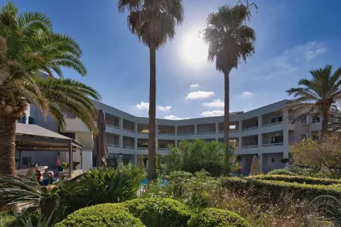 Viešbutis „PEARL BEACH (EX. SENTIDO PEARL BEACH)“ (Retimnas, Kreta, Graikija)