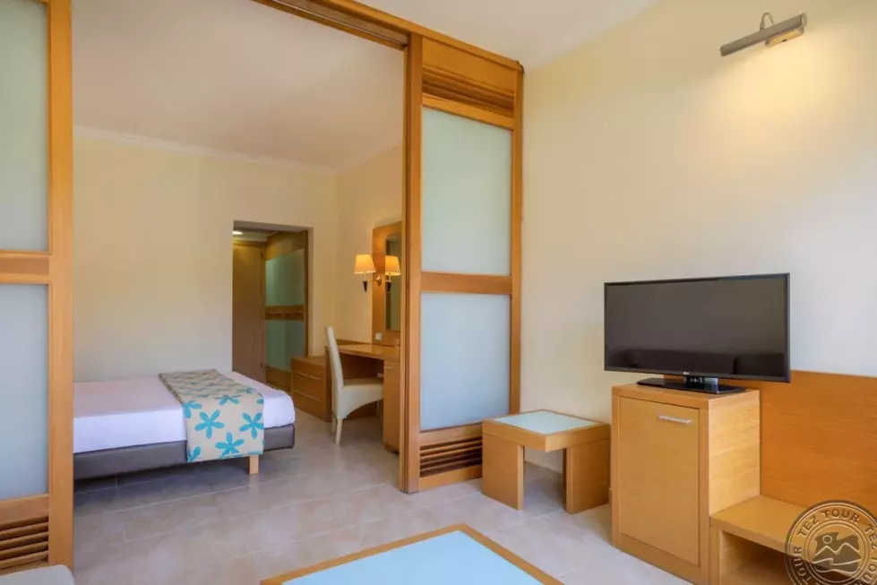 Viešbutis „SOL BY MELIA COSMOPOLITAN RHODES“ (Iksija, Rodo sala, Graikija)