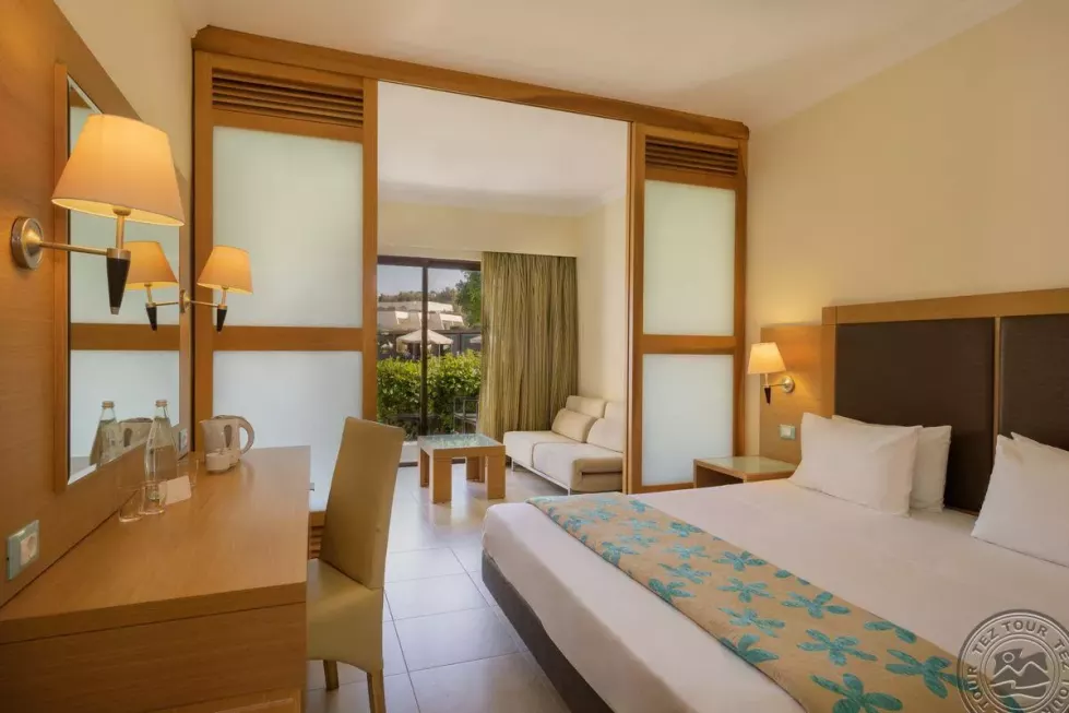 Viešbutis „SOL BY MELIA COSMOPOLITAN RHODES“ (Iksija, Rodo sala, Graikija)