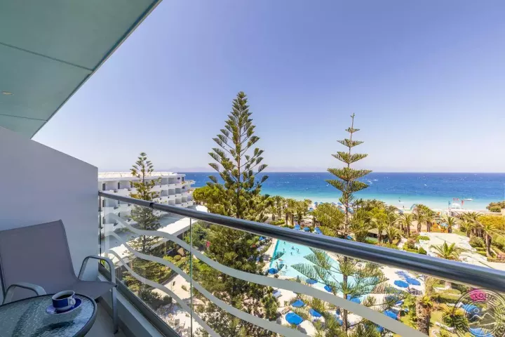 Viešbutis „BLUE HORIZON PALM BEACH HOTEL & BUNGALOWS“ (Jalysas, Rodo sala, Graikija)