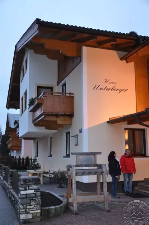 Viešbutis „UNTERBERGER GAESTEHAUS“