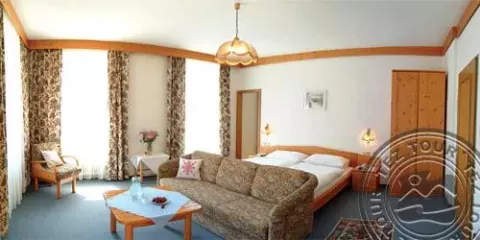 Viešbutis „FRIEDRICHSBURG HOTEL GARNI“