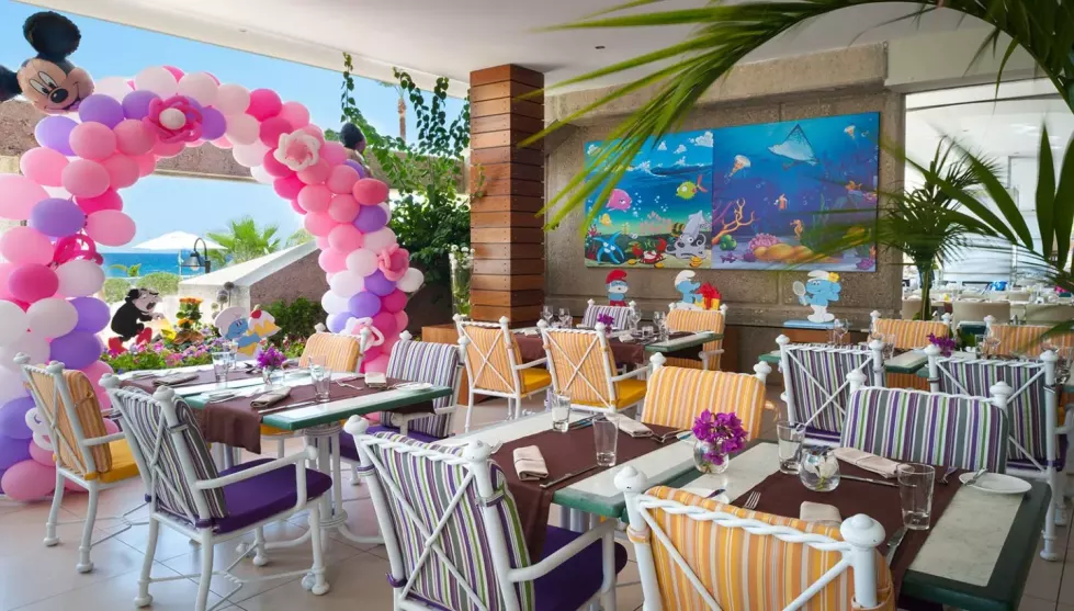 Viešbutis „AMATHUS BEACH“ (Limasolis, Larnaka, Kipras)