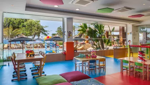 Viešbutis „AMATHUS BEACH“ (Limasolis, Larnaka, Kipras)