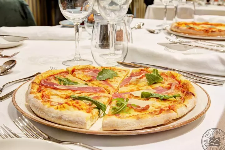 Viešbutis „NISSIBLU BEACH RESORT“ (Aja napa, Larnaka, Kipras)