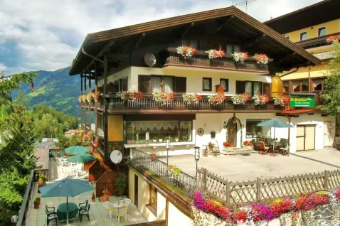 Viešbutis „ST. LEONHARD PENSION“