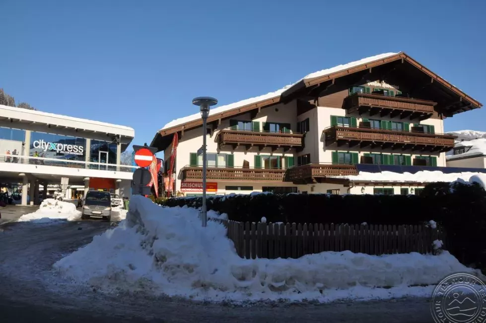 Viešbutis „HUBERTUS HOTEL PENSION“
