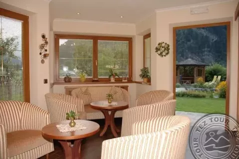 Viešbutis „ALMHOF GARNI HOTEL“