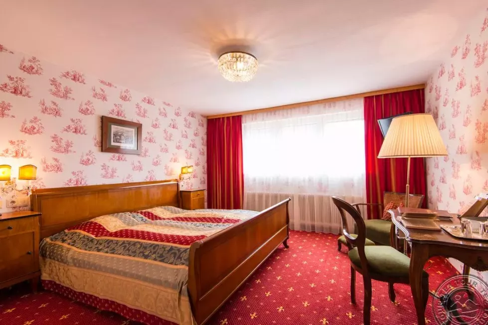 Viešbutis „VILLA EXCELSIOR HOTEL“