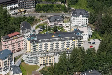 Viešbutis „MONDI HOTEL BELLEVUE GASTEIN“