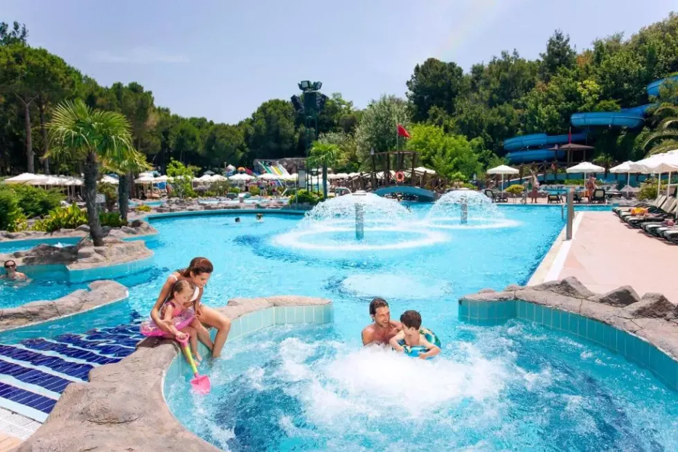 Viešbutis „GURAL PREMIER TEKIROVA“ (Kemeras, Turkija)