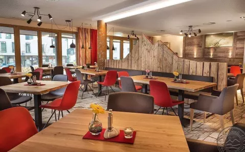 Viešbutis „ALPENPARKS HOTEL & APARTMENT CENTRAL“