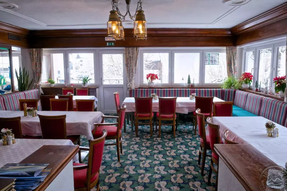 Viešbutis „ALPINA HOTEL“