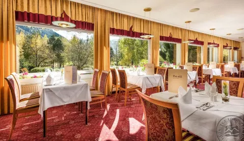 Viešbutis „PALACE JOHANNESBAD HOTEL“