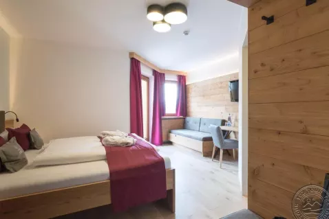 Viešbutis „OUTSIDE“