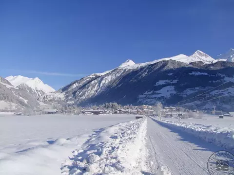 Viešbutis „OUTSIDE“