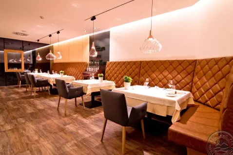 Viešbutis „OUTSIDE“