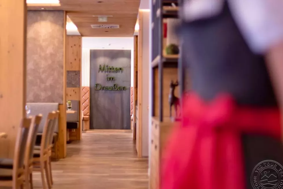 Viešbutis „OUTSIDE“