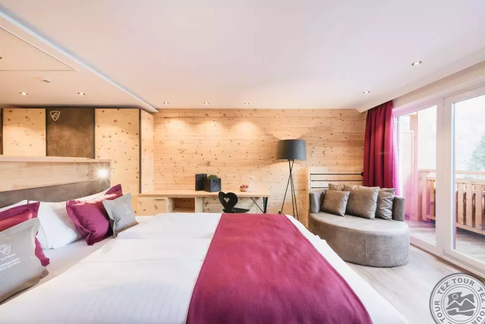 Viešbutis „OUTSIDE“