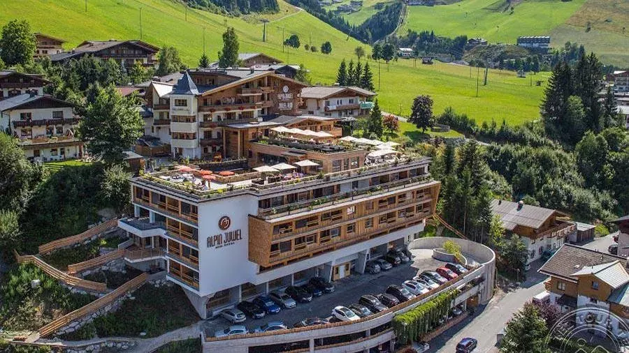 Viešbutis „ALPIN JUWEL HOTEL“