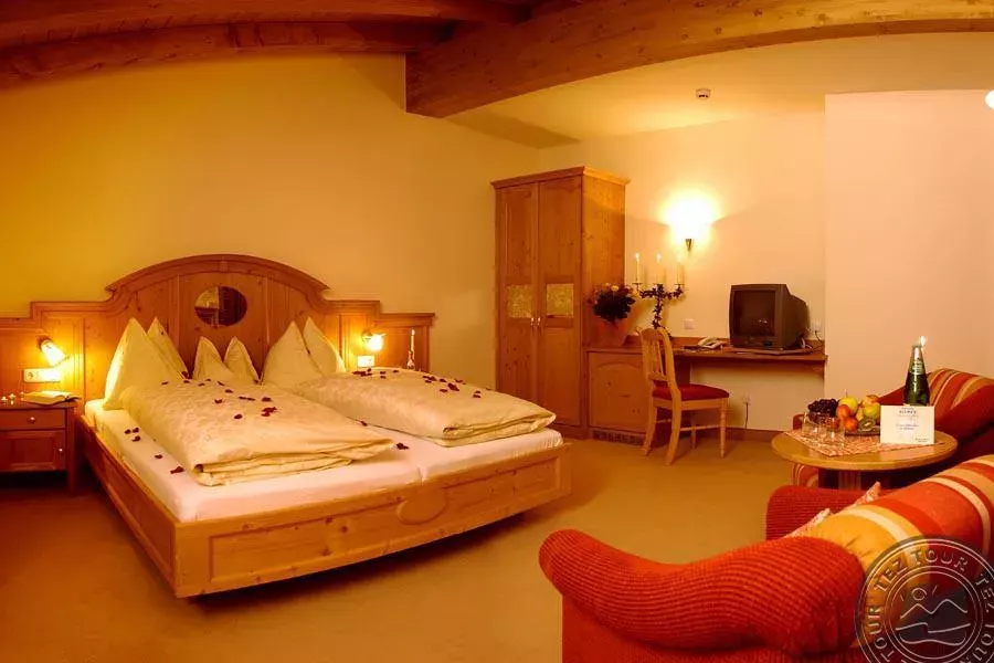 Viešbutis „ALPIN JUWEL HOTEL“