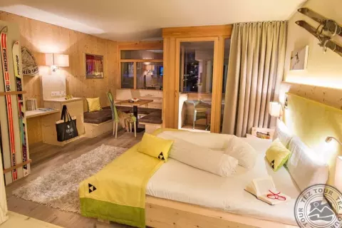 Viešbutis „ALPIN JUWEL HOTEL“